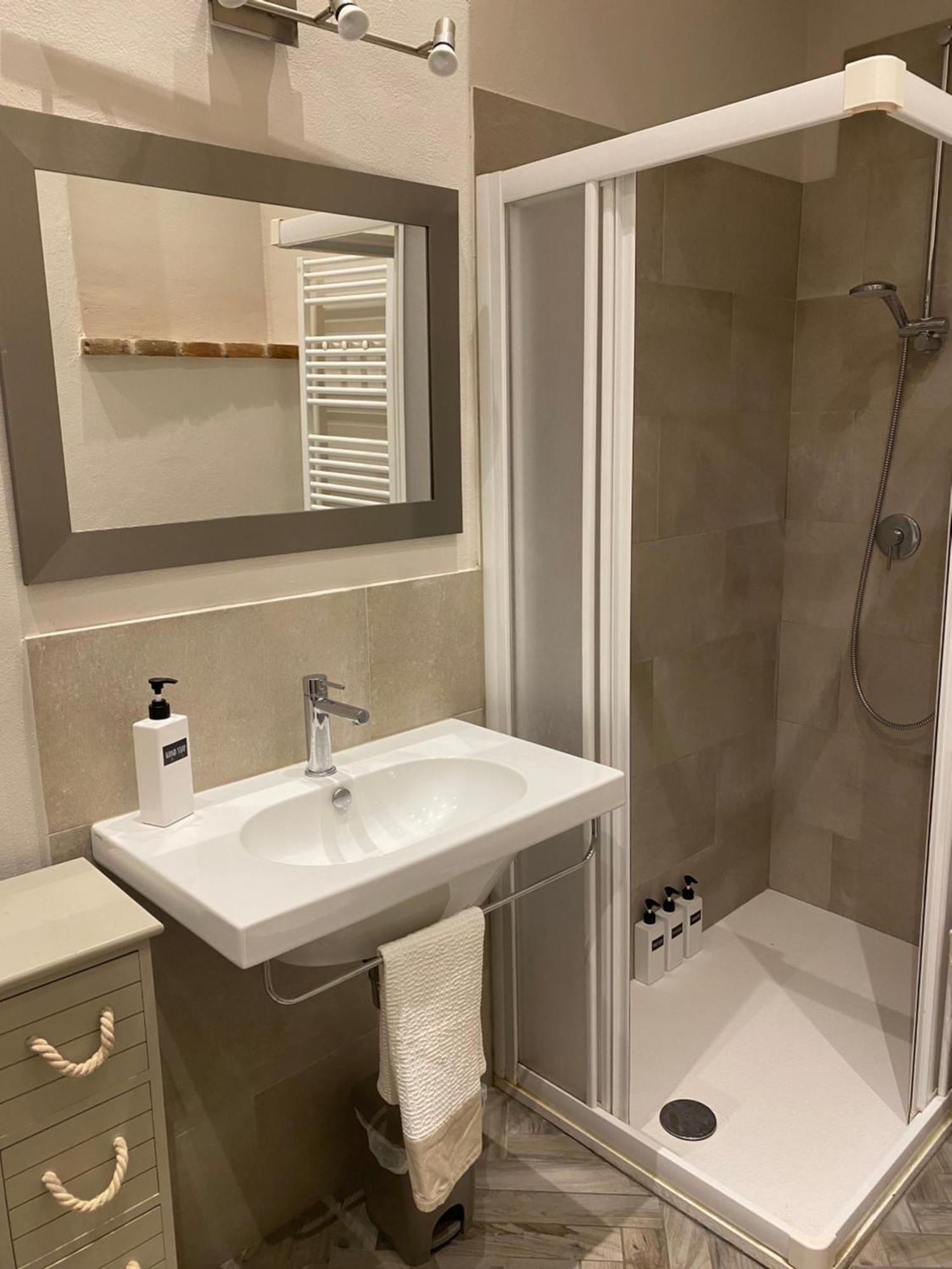 Loft Vicolo Di Vallepiatta 2 Min Piazza Del Campo Con Parcheggio Siena Esterno foto