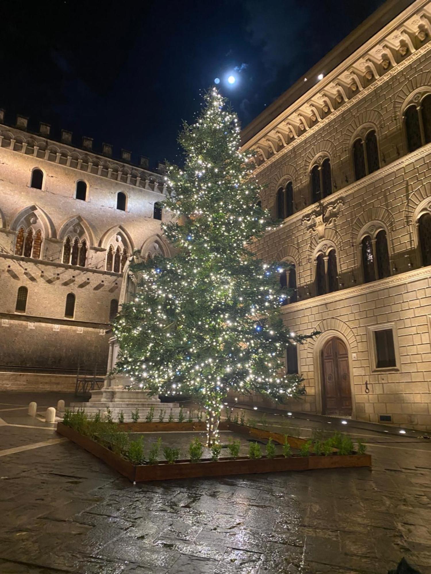Loft Vicolo Di Vallepiatta 2 Min Piazza Del Campo Con Parcheggio Siena Esterno foto